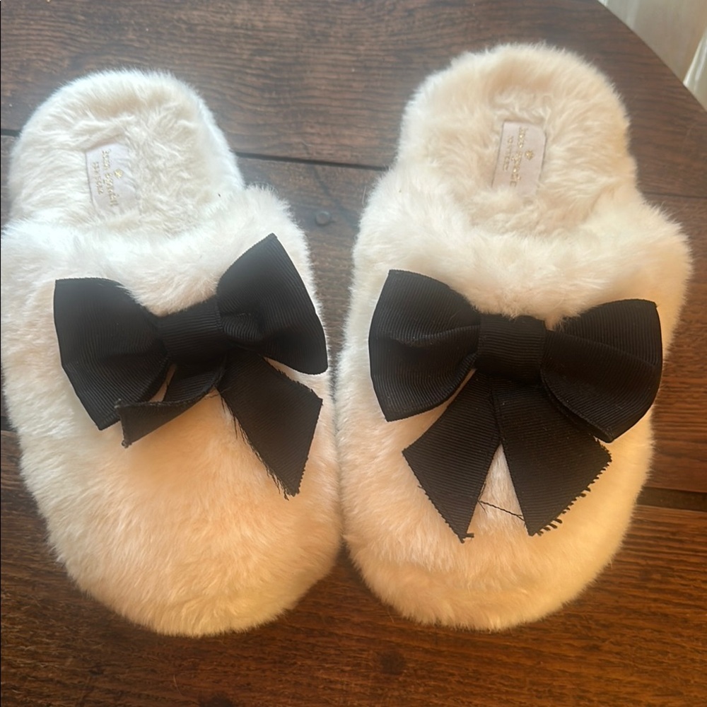 Kate Spade Cream Fuzzy Slippers with Black Bow, size 7
